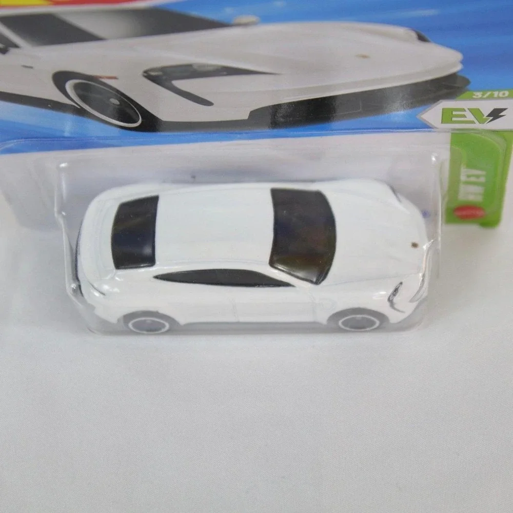 Hot Wheels White Porsche Taycan Turbo S Toy Car - NEW